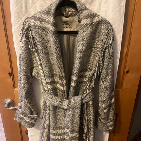 Burberry Alpaca Blend Tweed Wrap Fringe Belted Plaid Check Coat - Picture 14 of 14